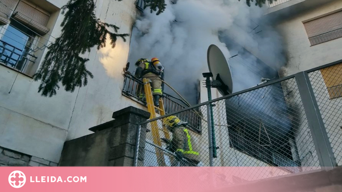 ⏯️ L'incendi d'un pis a Solsona obliga a evacuar 31 veïns