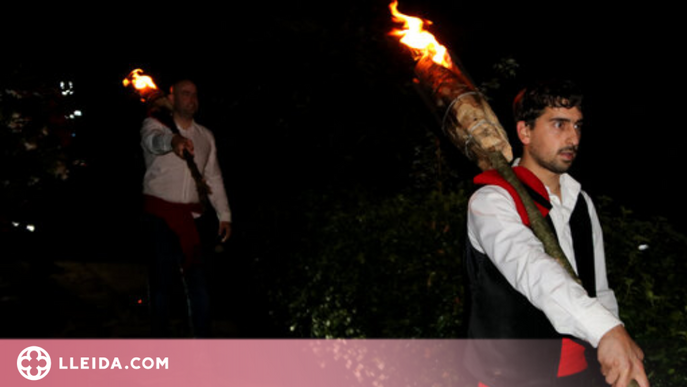 ⏯️ La festa de les falles de la Pobla es redueix a una baixada simbòlica amb tres fallaires