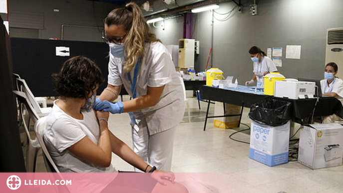 ⏯️ Comença la vacunació a joves d'entre 12 i 15 anys