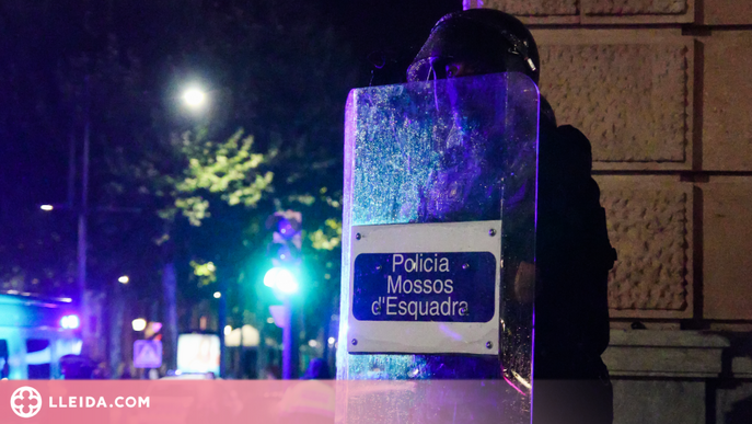 Nova nit d'aldarulls a la Seu amb enfrontaments entre Mossos i participants a un botellot