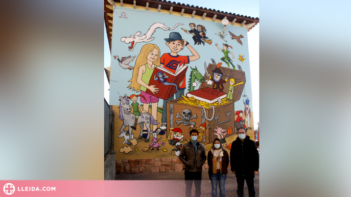 Oriol Arumí homenatja la literatura infantil i juvenil amb el seu nou mural