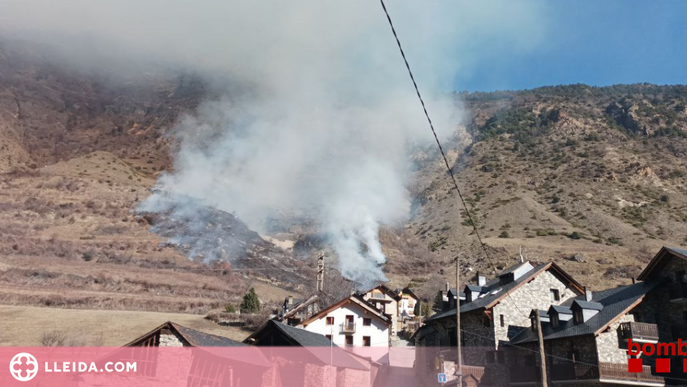 Dos incendis cremen unes 9 hectàrees al Pallars Sobirà i l'Alt Urgell