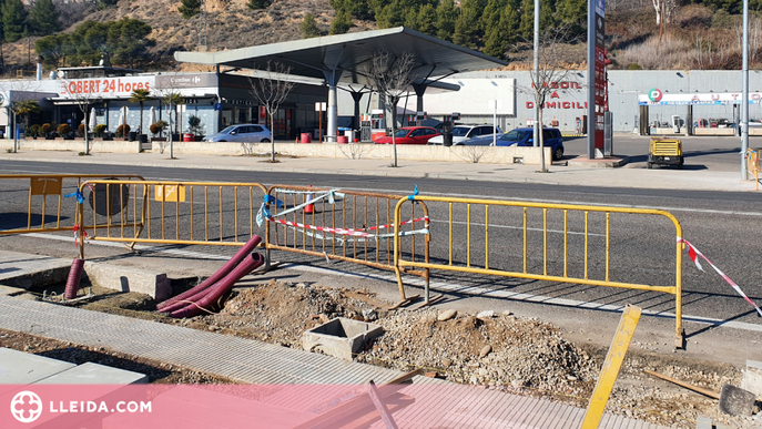 Obres per habilitar un nou pas de vianants en una de les entrades a Lleida