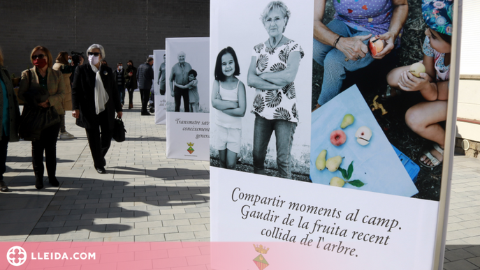 ⏯️ Aitona celebra 10 anys de Fruiturisme amb una exposició fotogràfica dedicada als seus pagesos