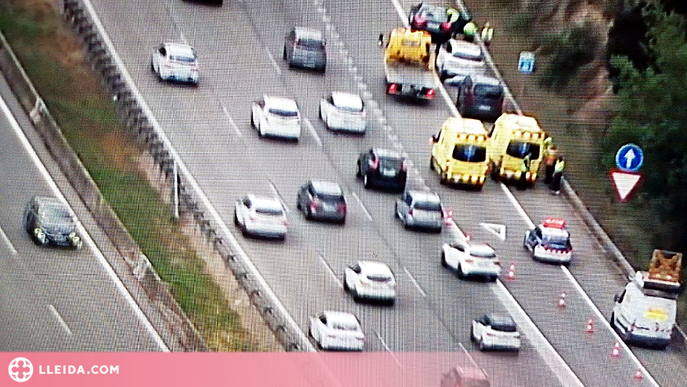 Primeres cues a les carreteres catalanes en l'operació tornada per Sant Joan