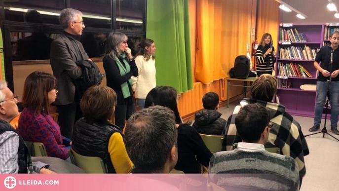 La biblioteca de l’escola Príncep de Viana s’obre com a espai familiar i comunitari
