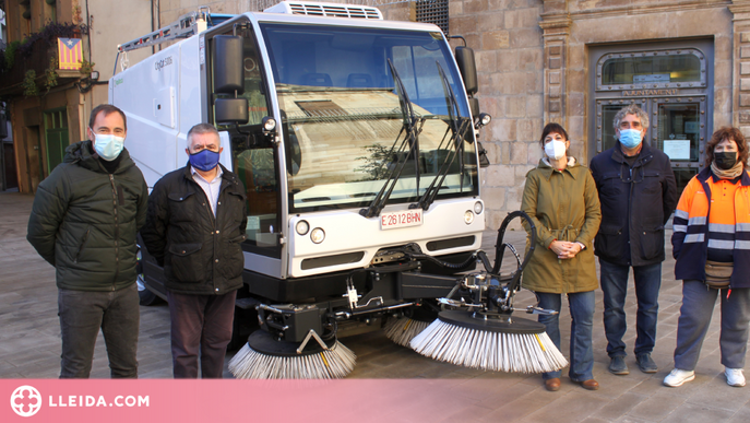 Tàrrega suma un nou vehicle de neteja de la via pública
