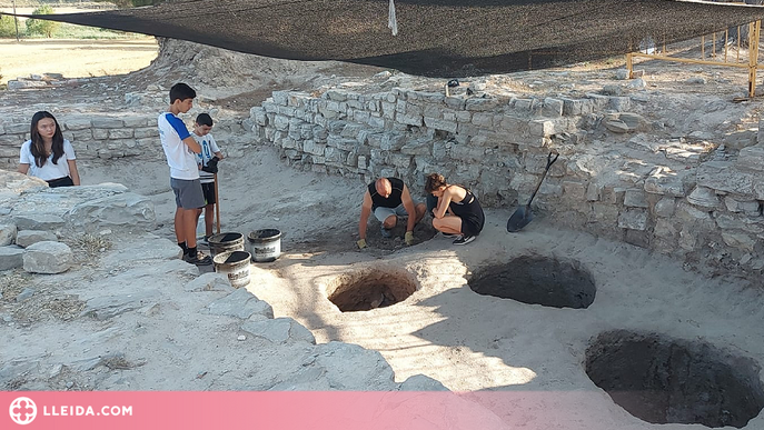 Joves d'arreu de Catalunya descobreixen “Els orígens de Sant Pere el Gros de Cervera”