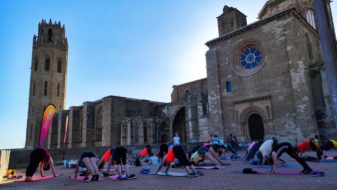 La Seu Vella de Lleida reuneix els amants del ioga en una experiència artística