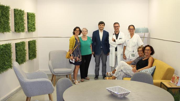 L’Arnau de Vilanova estrena una sala per millorar l’atenció als pacients oncològics