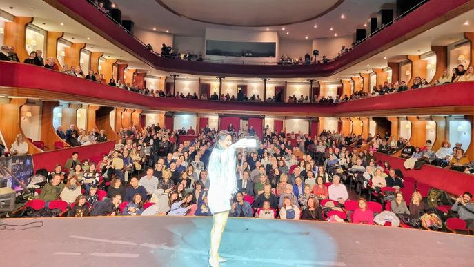 El Teatre L'Amistat de Mollerussa es vesteix de gala per celebrar el seu centenari