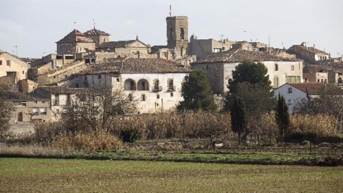 A la imatge, les cases senyorials de cal Capell i cal Tella / X.S. - SEGRE