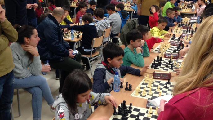 Més de 90 escolars participen a la segona jornada de la Lliga Adejo d'escacs