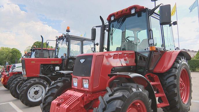 L’empresa de tractors MTZ Belarus "aterra" a Lleida per obrir mercat al sud d'Europa