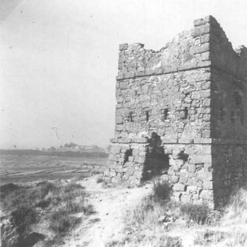 Castell dels Alamús, Imatge de Joan-Ramon González Pérez, desembre 1983