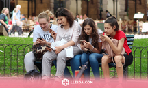 ⏯️ Mòbils i adolescència: com acompanyar els fills i filles en la incorporació del telèfon mòbil