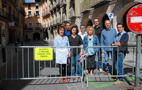Queixes de comerciants de la Seu al tancar el carrer Major