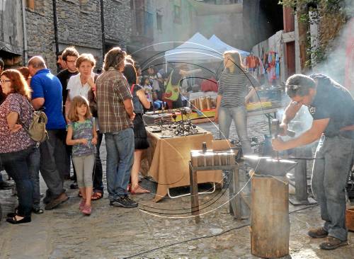 Rialp mostra la història tèxtil a la V Fira d'Oficis i Menestrals