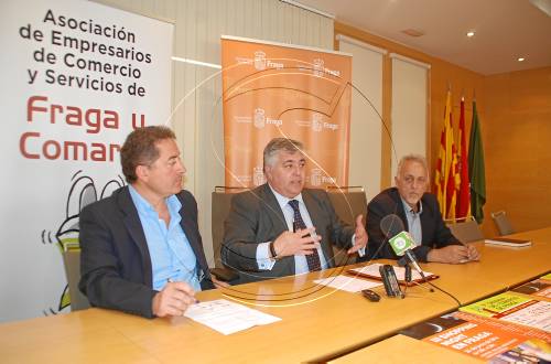 Més de 40 comerços en la 3a nit de compres de Fraga