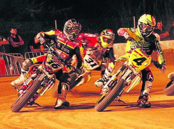 Rufea rugeix amb el Dirt Track