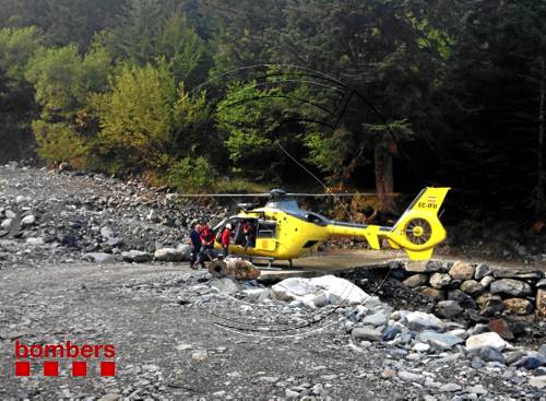 Rescaten en helicòpter dos excursionistes espantats per toros i vaques a la Vall Fosca