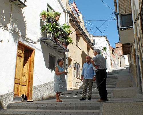 Balaguer acaba la reforma del carrer Cuartel, al centre històric