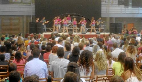 Un concert amb Macedònia clausura les colònies del grup