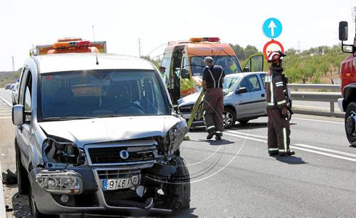 Tres ferits al xocar dos cotxes a les Borges