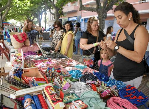 Èxit del Mercat de les Rebaixes de Balaguer, que continua avui