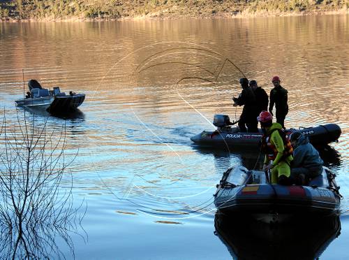 Segueix la recerca al pantà de Canelles del caçador desaparegut