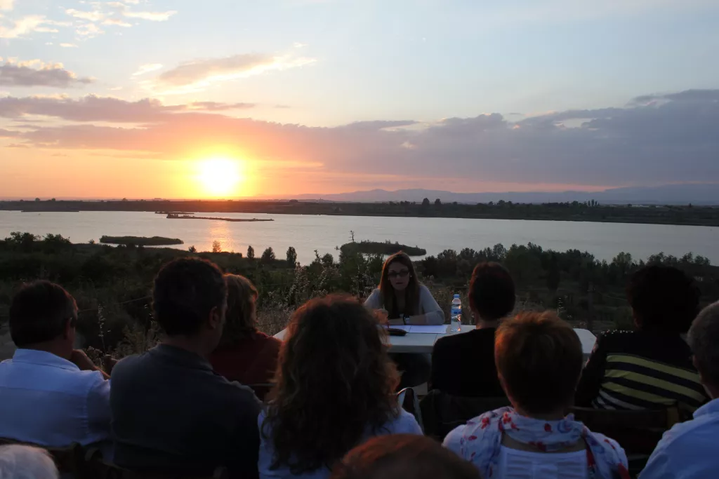 Versos a l'estany