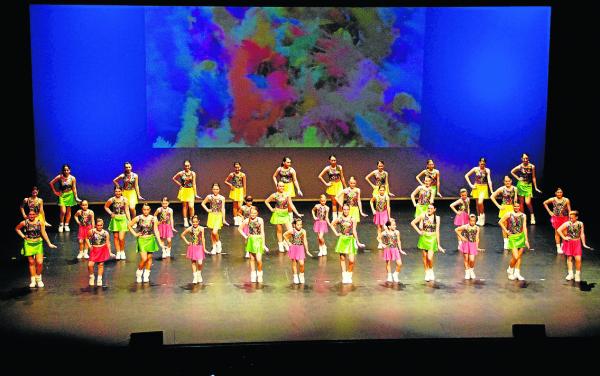 Alumnes d'aquest escola d'Alcarràs / Ares Dance Studio