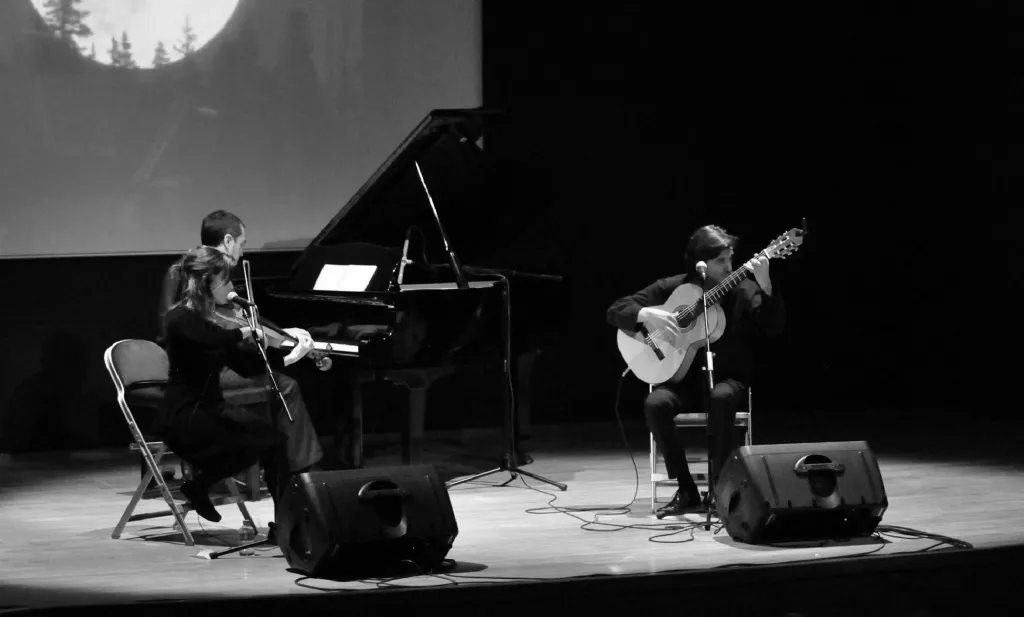 Burruezo & Claustrofóbica Camerata