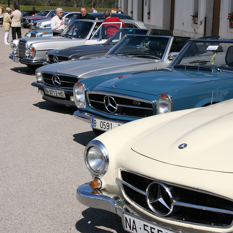 Trobada 'Cotxes clàssics Mercedes'