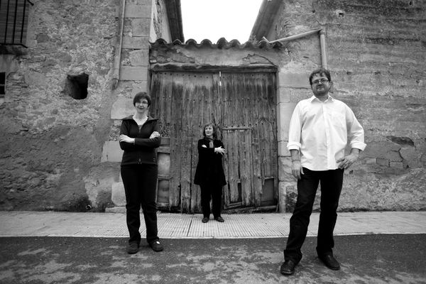 Tres Tango