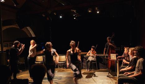 Imatge d'un espectacle anterior del Col·lectiu Free't. SEGRE