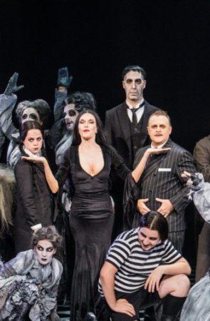 La familia Addams · Una comèdia musical de Broadway