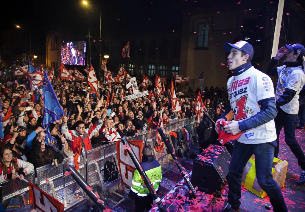 Una celebració anterior a Cervera amb els germans Màrquez / SEGRE
