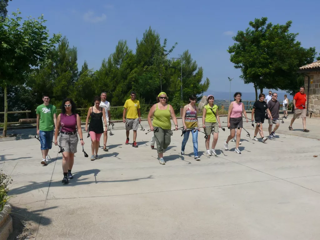 Participants de la passada edició de la Nordic Walking / Nordicwalkingpirineus.blogspot