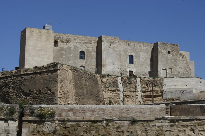 Visita nocturna guiada al Turó de la Seu Vella