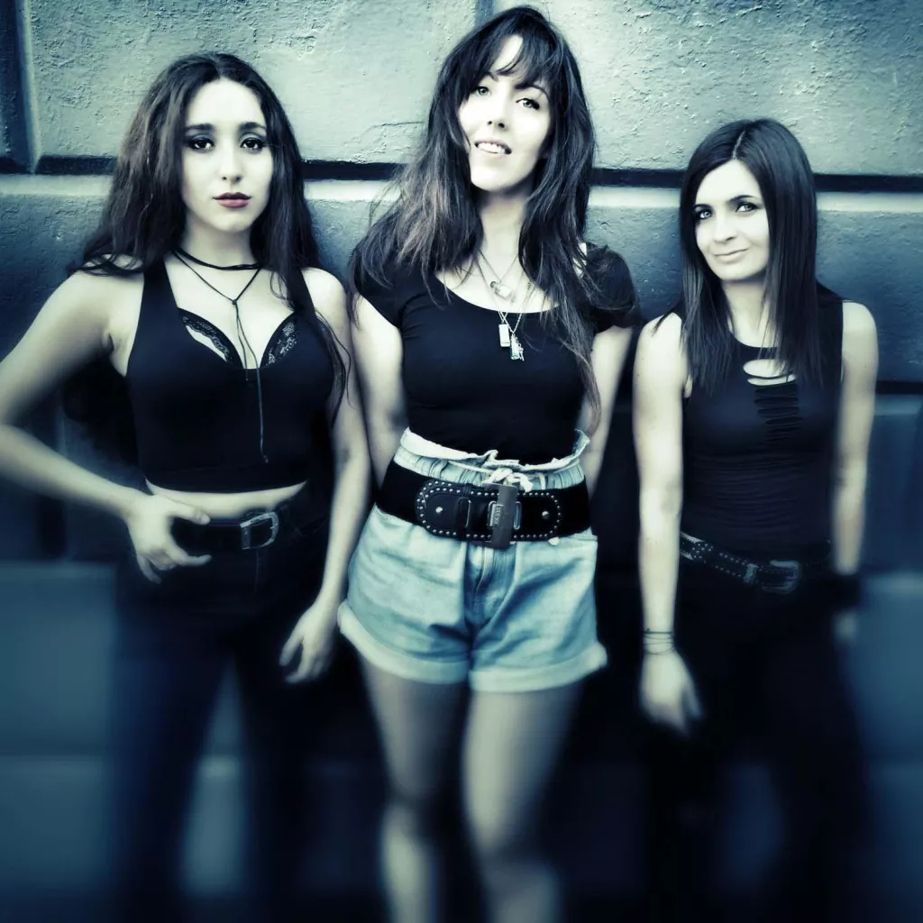 Tequila Mockinigbyrd + Walking