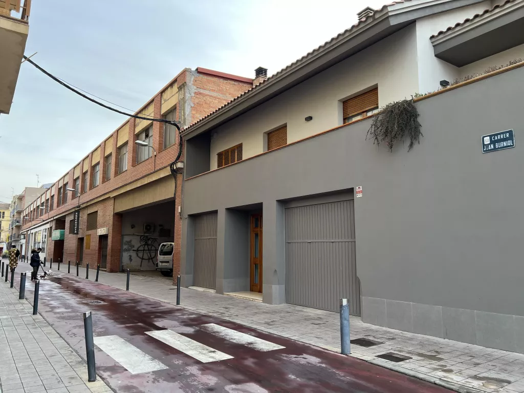 Detingut un jove de 22 anys per apunyalar un home en una baralla de carrer a Mollerussa