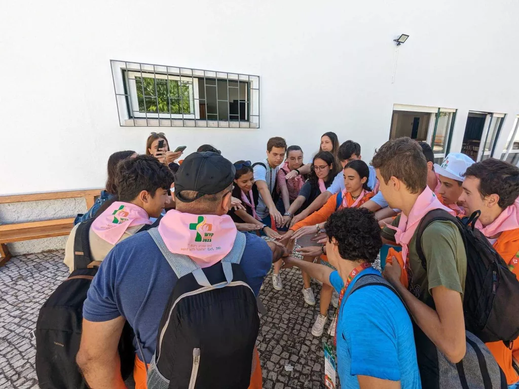 Els lleidatans de la Jornada Mundial de la Joventut esperen l'arribada del Papa Francesc a Lisboa