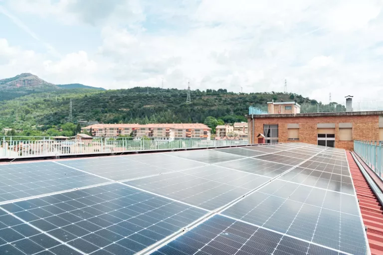Ponent tindrà sis noves instal·lacions solars en instituts públics