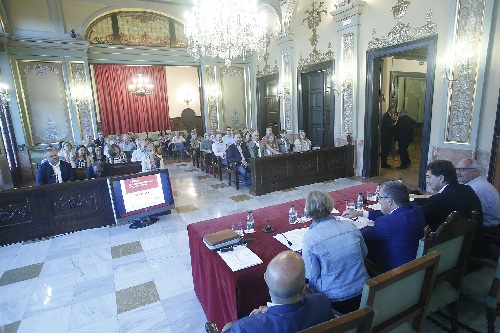 Vint-i-sis centres de Lleida se sumen a un pla per renovar l’educació