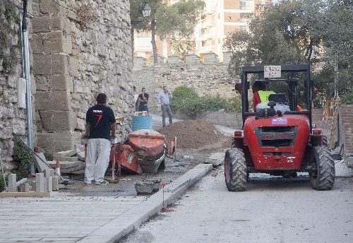 Ferit greu un operari al centre històric de Cervera
