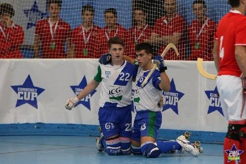 L’ICG guanya el Herne Bay, perd contra el Benfica però es classifica per a quarts