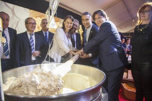 Puigdemont: “Catalunya lidera la gastronomia"