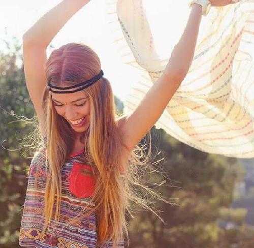La ‘top-model’ Jessica Goicoechea visita Lleida