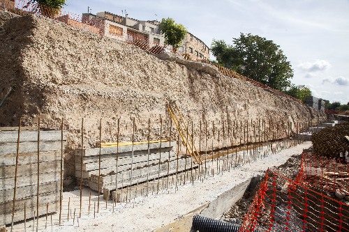 Obres de reconstrucció del mur de contenció de Ciutadilla